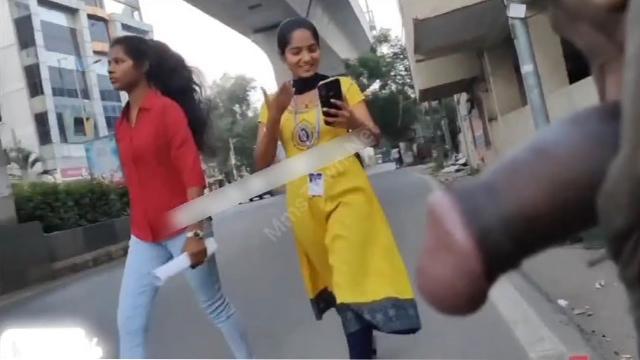 Young Guy Cock Infront College Girls Leak Mms Viral HD
